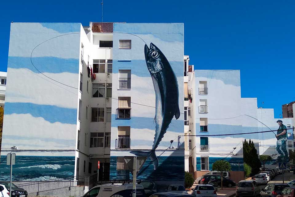 4 edificios pintados con arte callejero