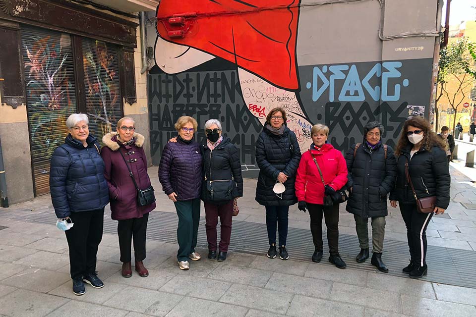 participantes en las visitas guiadas para mayores por Madrid