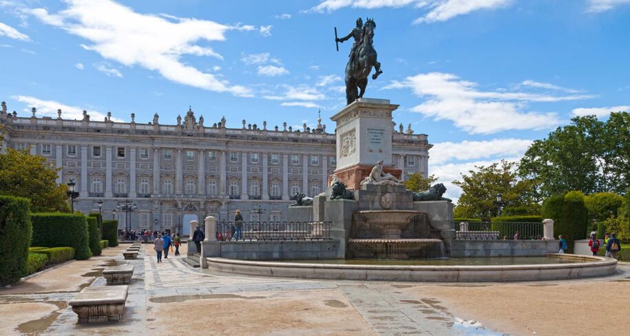 free walking tour historia madrid